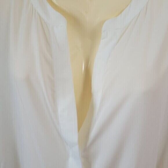NEW Eloquii sz 22 White Blouse Button up notch hidden placket cap sleeves NWT - Picture 5 of 13